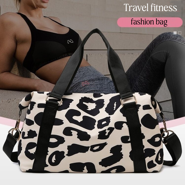 Women Bags Coach - حقيبة سفر، حقيبة سباحة، حقيبة رياضية،