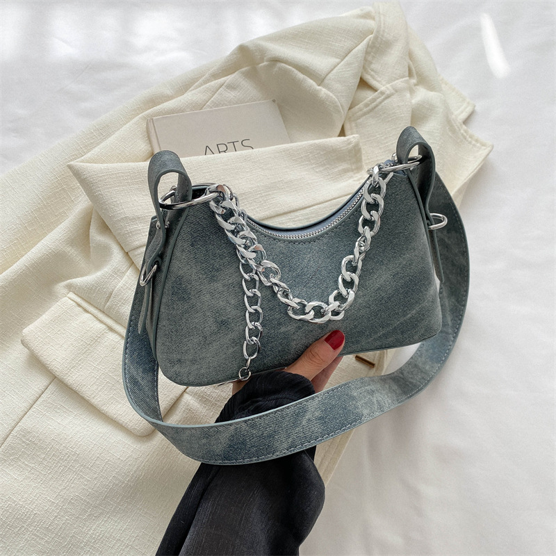 حقيبة يد نسائية صغيرة من الدني - مراجعة Women'S Kipling Bags وسعره