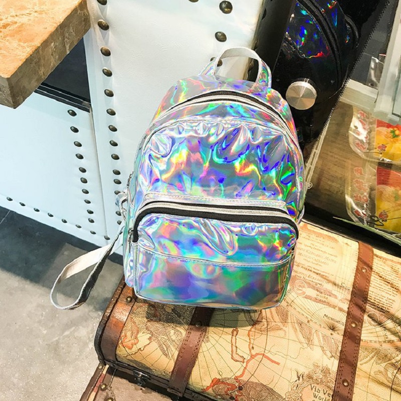 حقيبة ظهر ليزر عصرية لعام 2025 - مراجعة Women Bags Trend 2025 وسعره