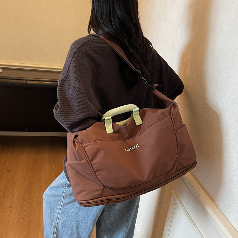 حقيبة رياضية، حقيبة سفر، حقائب - مراجعة Women Bags Coach وسعره