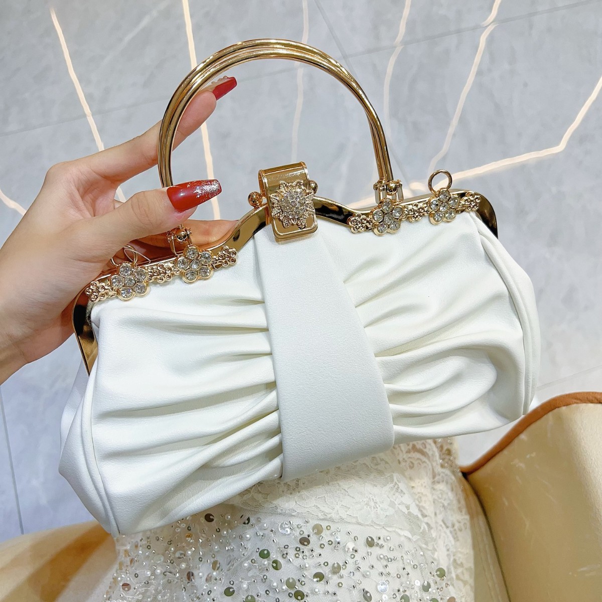 حقائب يد نسائية فاخرة وراقية ل - مراجعة Women Bags Trend 2025 وسعره