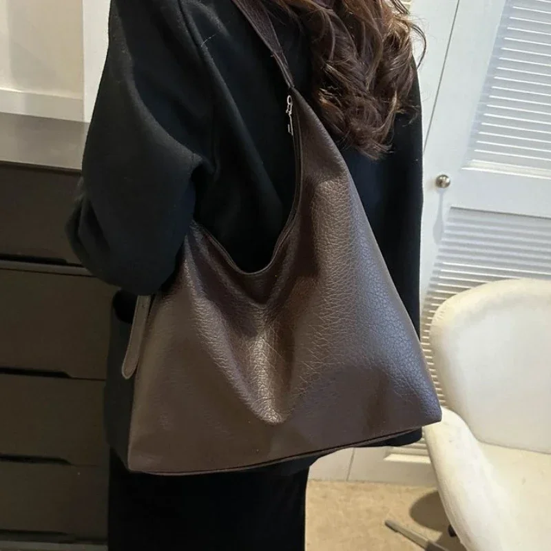 حقيبة يد جلدية أنيقة للنساء 20 - مراجعة Women Bags Trend 2025 وسعره