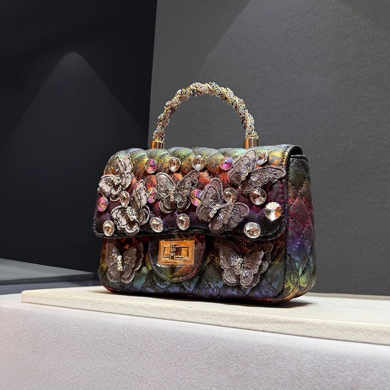 حقيبة يد نسائية فاخرة بتصميم ر - مراجعة Women Bags Trend 2025 وسعره