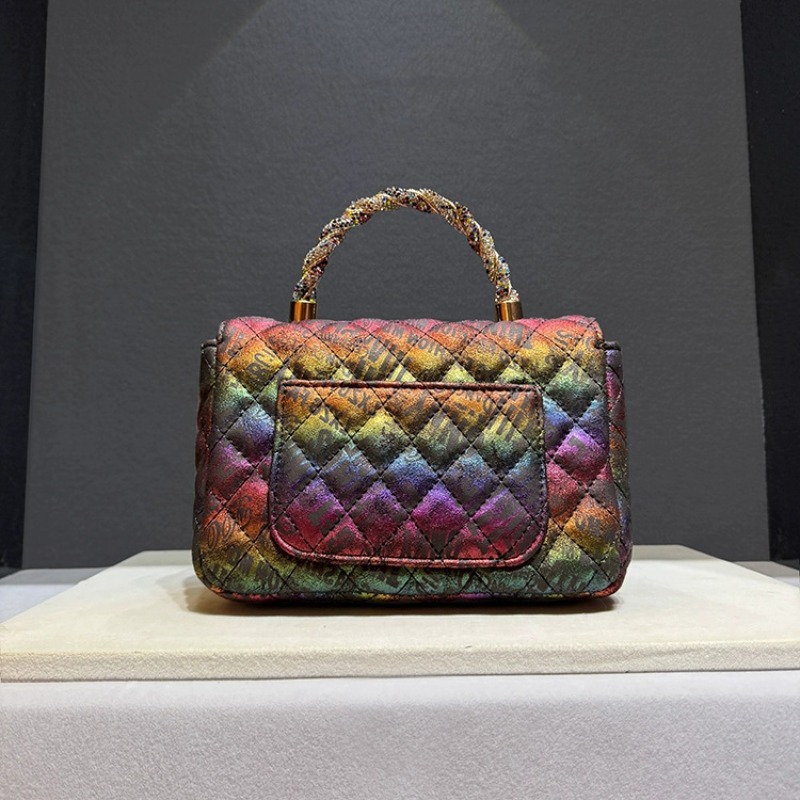 حقيبة يد نسائية فاخرة بتصميم ر - مراجعة Women Bags Trend 2025 وسعره