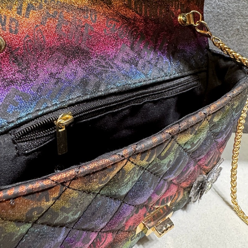 حقيبة يد نسائية فاخرة بتصميم ر - مراجعة Women Bags Trend 2025 وسعره