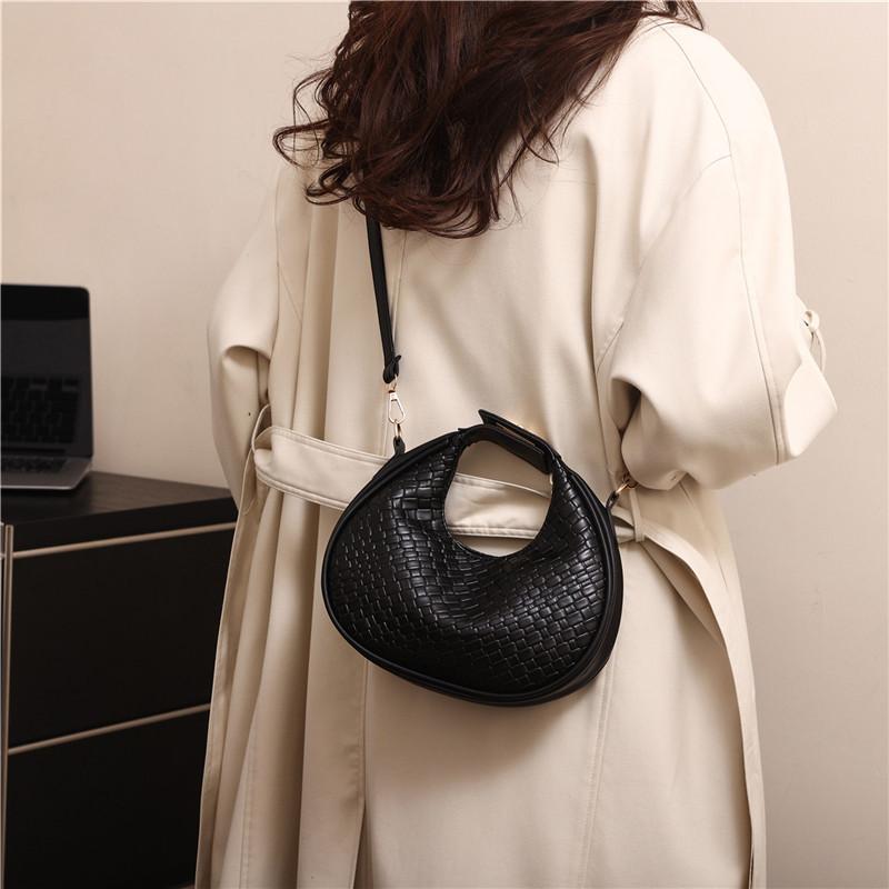 حقيبة نسائية جديدة عصرية بسيطة - مراجعة Women Handheld Bags وسعره