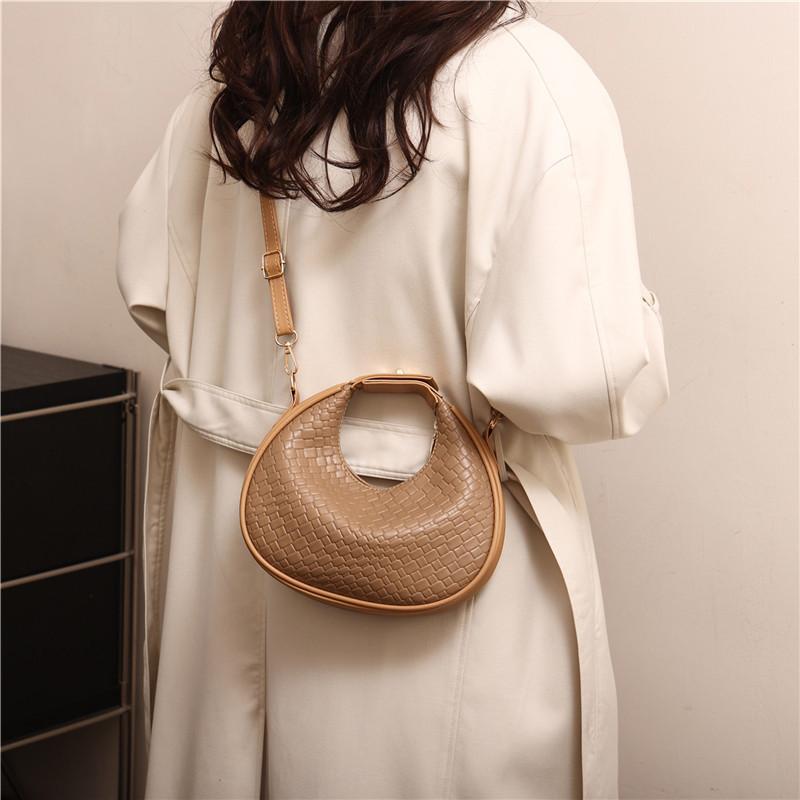 حقيبة نسائية جديدة عصرية بسيطة - مراجعة Women Handheld Bags وسعره