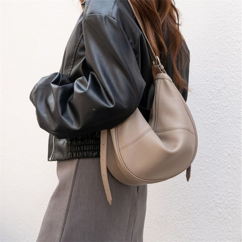 حقيبة كتف هوبو هلالية الشكل من - مراجعة Women Bags For Work وسعره