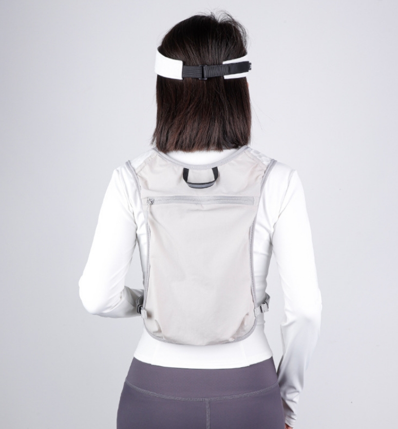 سترة جري مع حقيبة ظهر للترطيب  - مراجعة Women Bags Polene وسعره