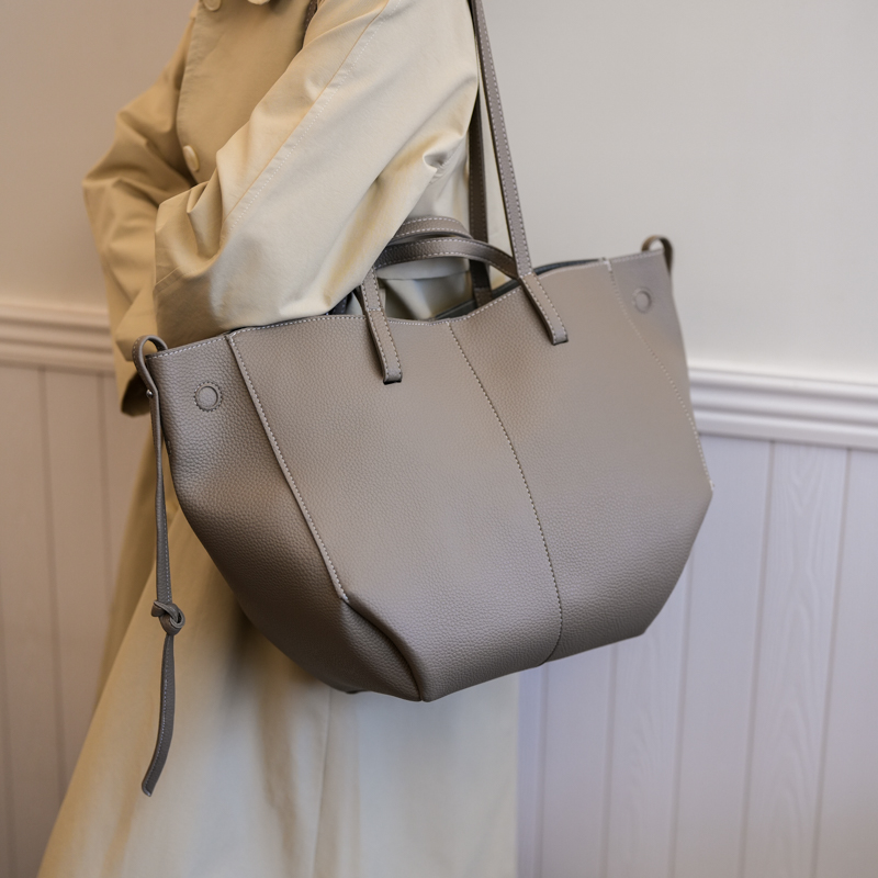 سعة كبيرة جلدية سستة المرأة حم - مراجعة Women Bags Trend 2025 وسعره
